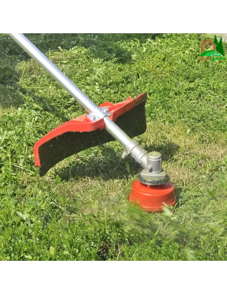 Desbrozadora 52cc gasolina con 2 discos - vista detalle en uso
